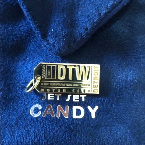 Jet Set Candy DTW Detroit Luggage Tag Charm - Picture 2 of 3